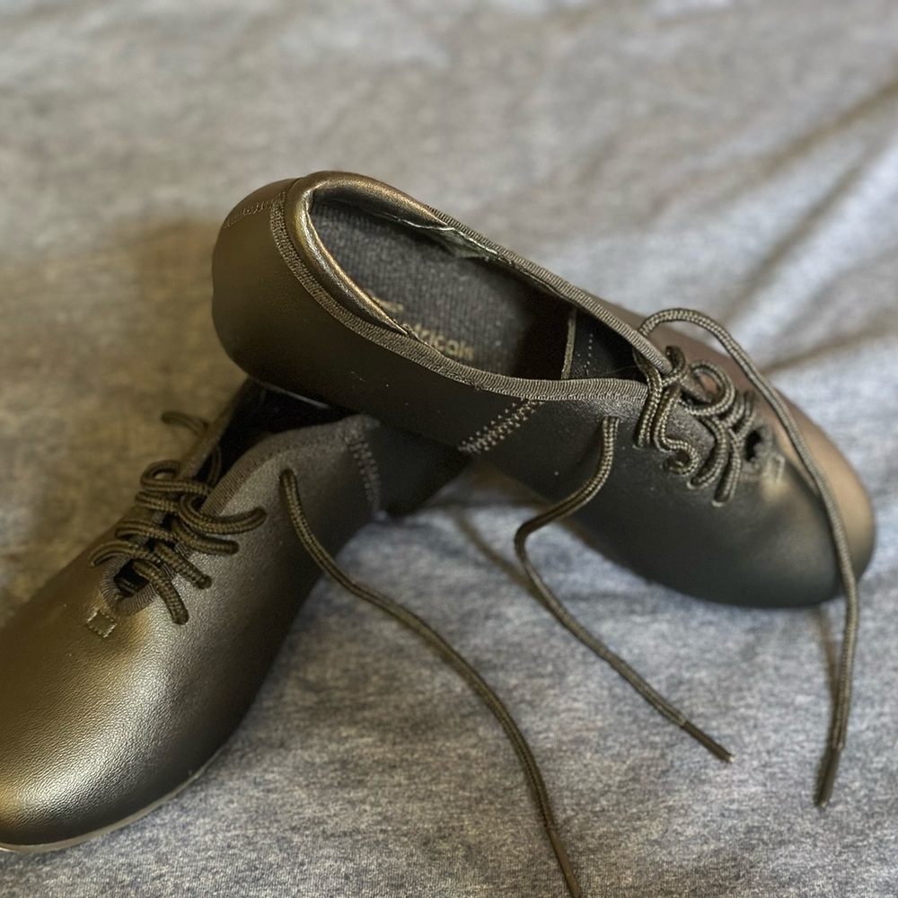 Theatrical Lace Up Child Tap Shoes